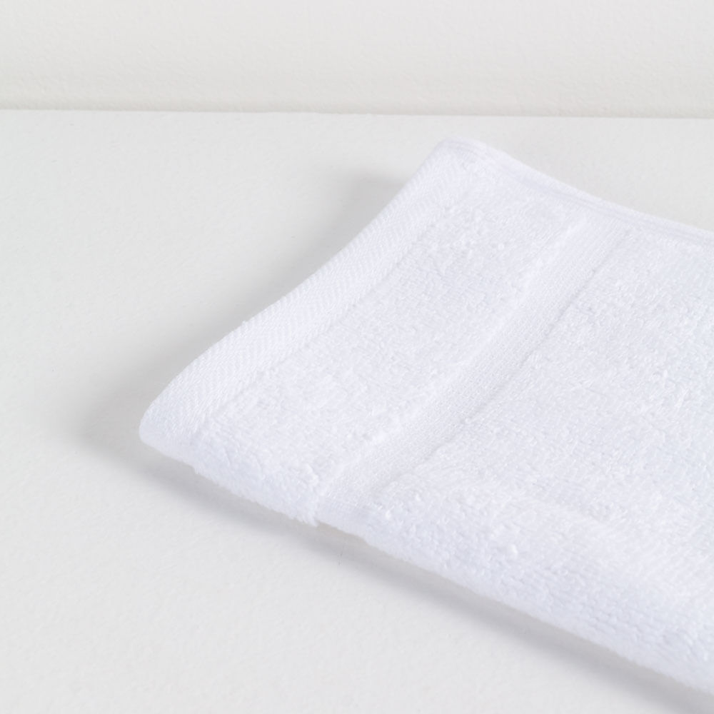 toalla-facial-370-gr-algodon-31-x-33-cm