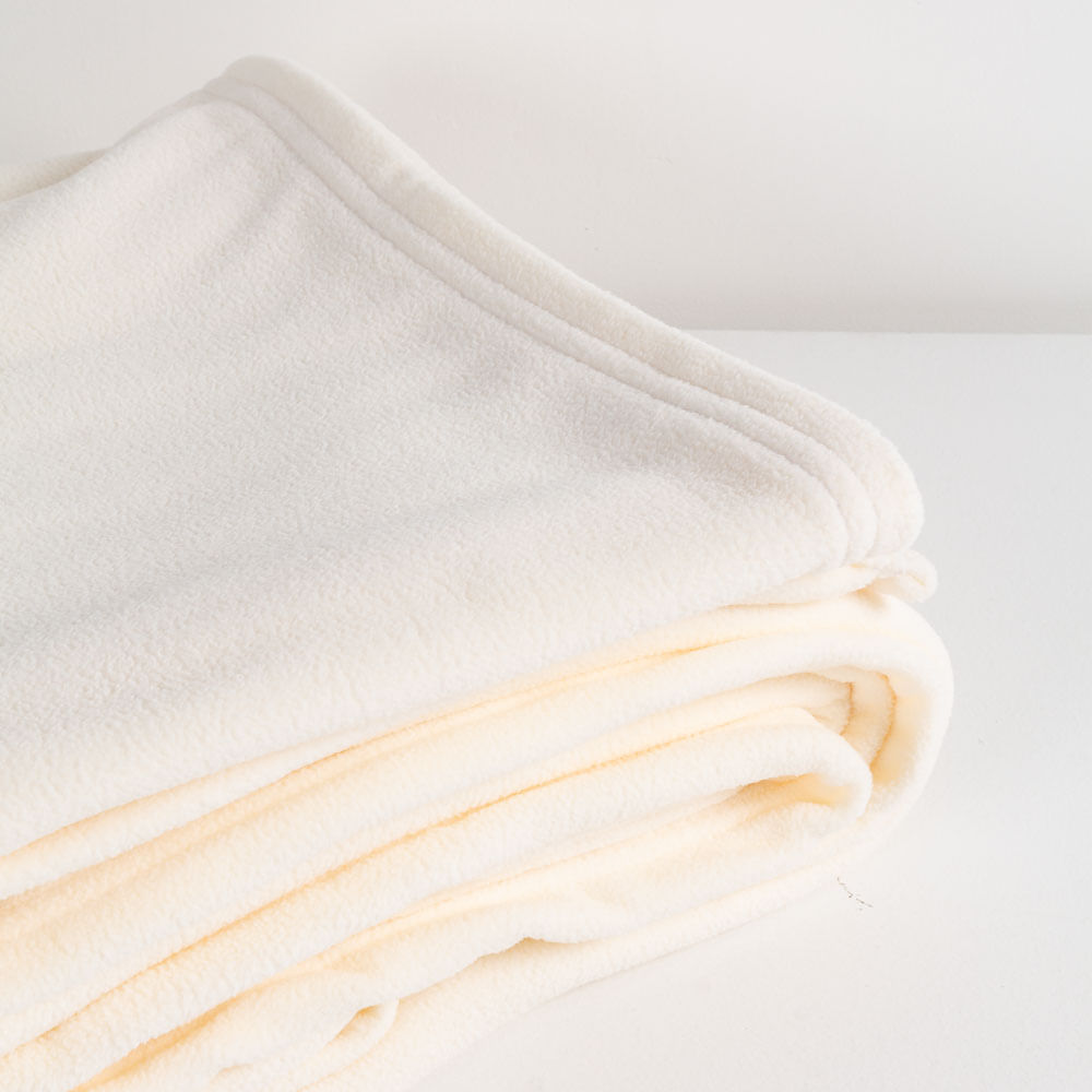 cobija-polar-fleece-beige-160-x-220-cm-sencilla