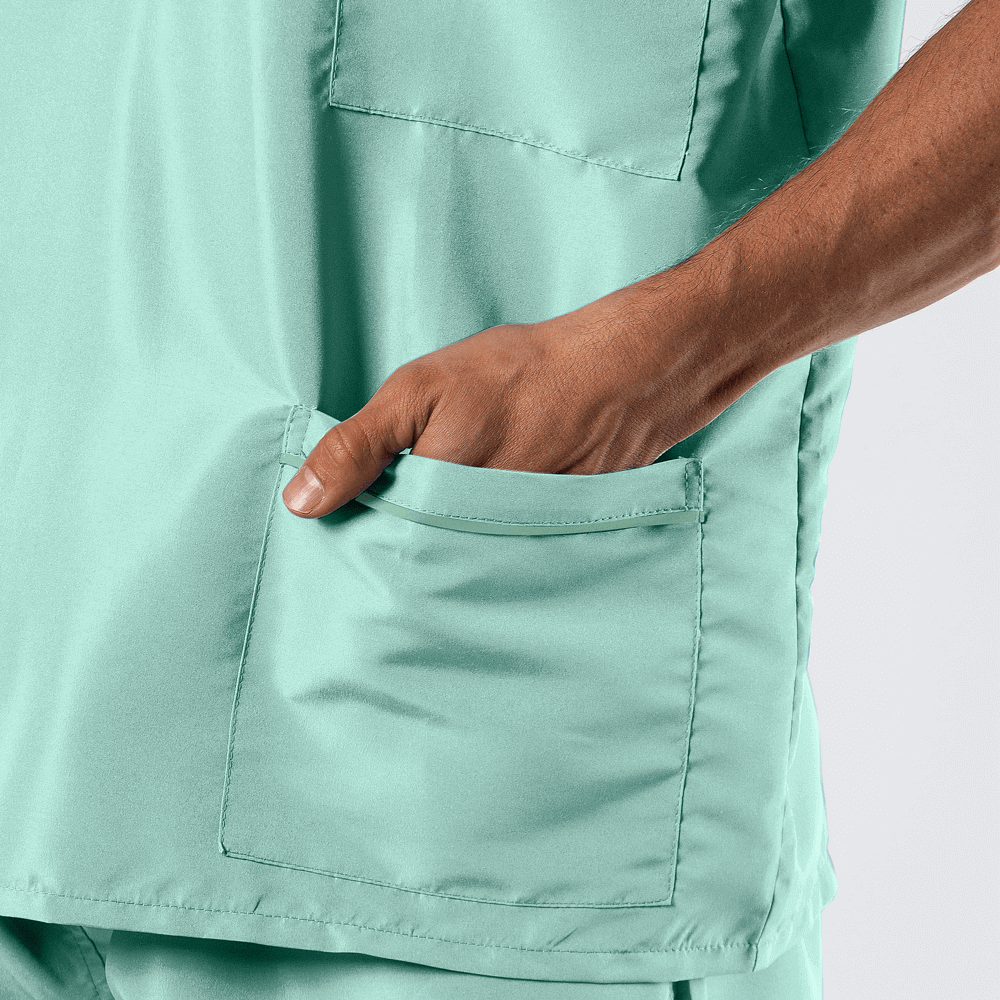 conjunto-pijama-anticloro-verde-claro-m