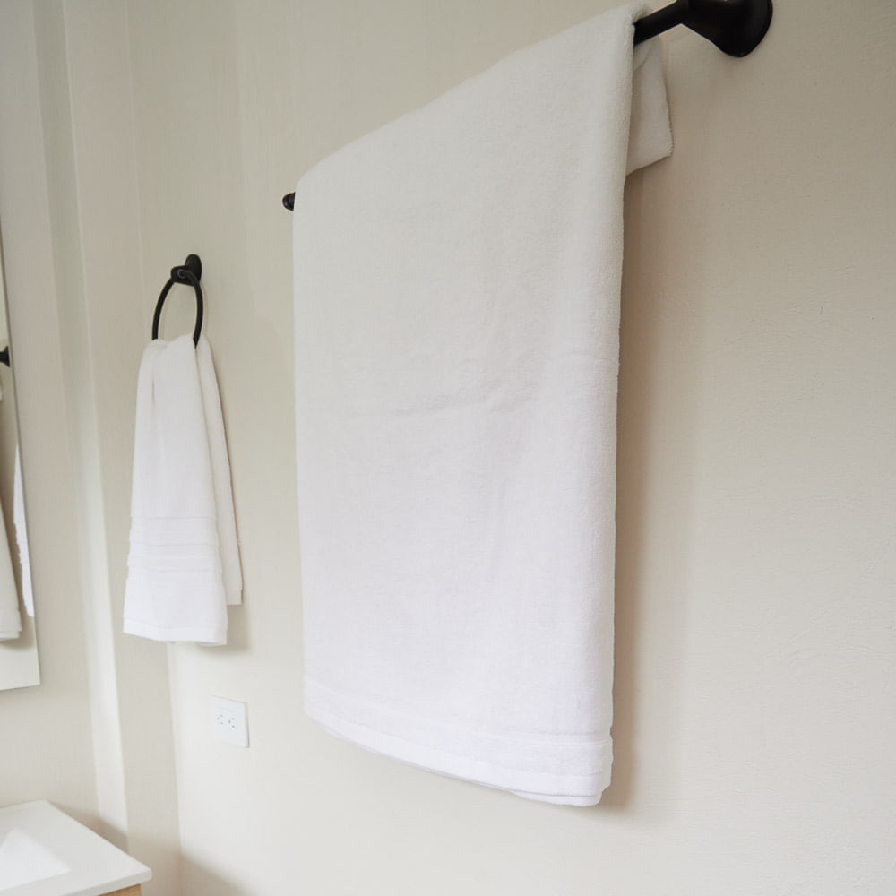 toalla-de-playa-algodon-520-gr-blanca-103-x-155-cm