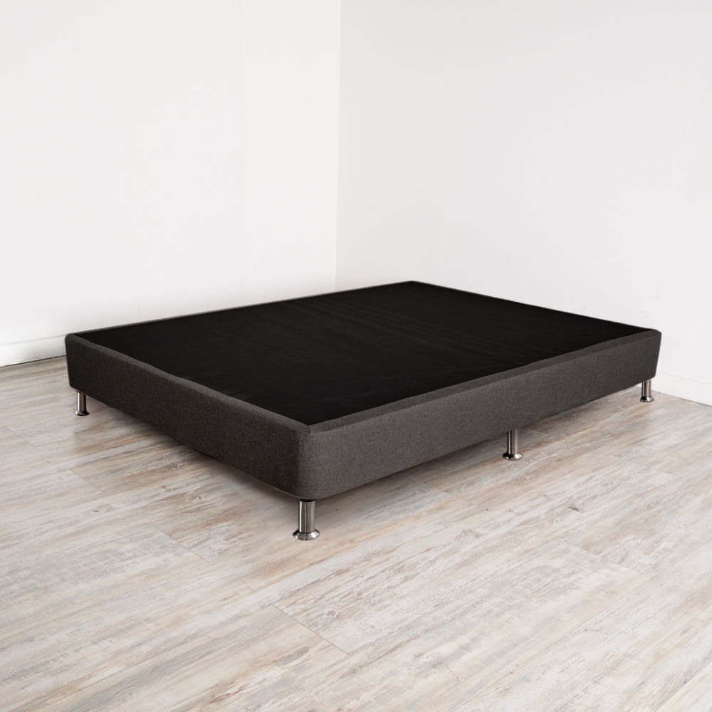 base-cama-patas-metalicas-interior-en-pino-negro-sencilla