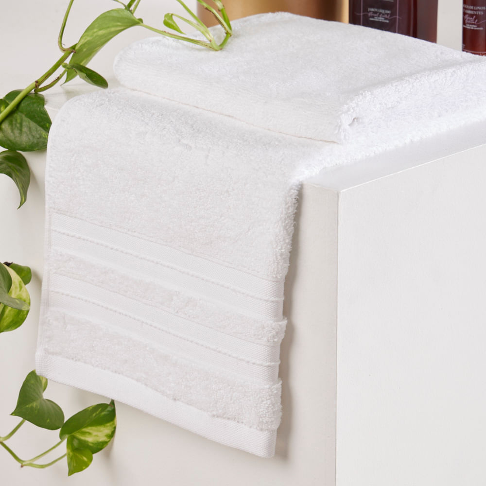 toalla-de-manos-algodon-700-gr-blanca-50-x-90-cm