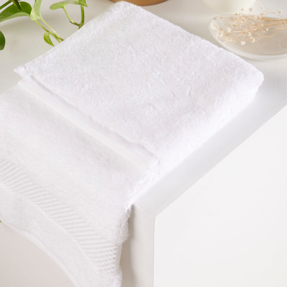 toalla-de-manos-algodon-630-gr-blanca-50-x-70-cm