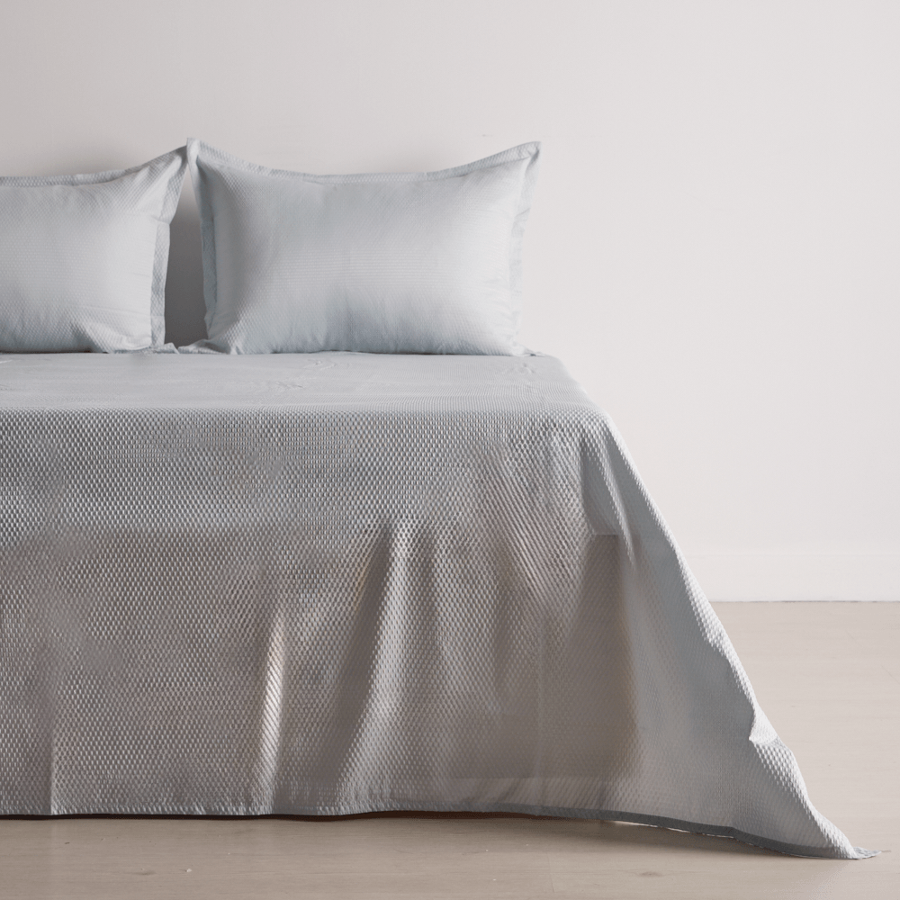 sobrecama-texture-embozado-tipo-seersucker-poliester-gris-doble