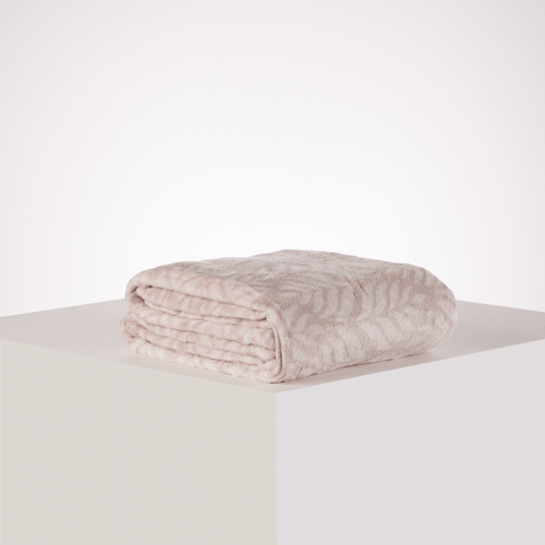 Cobija Leaves Feather Gray 180 Gr Flannel Fleece 140 X 200 Cm