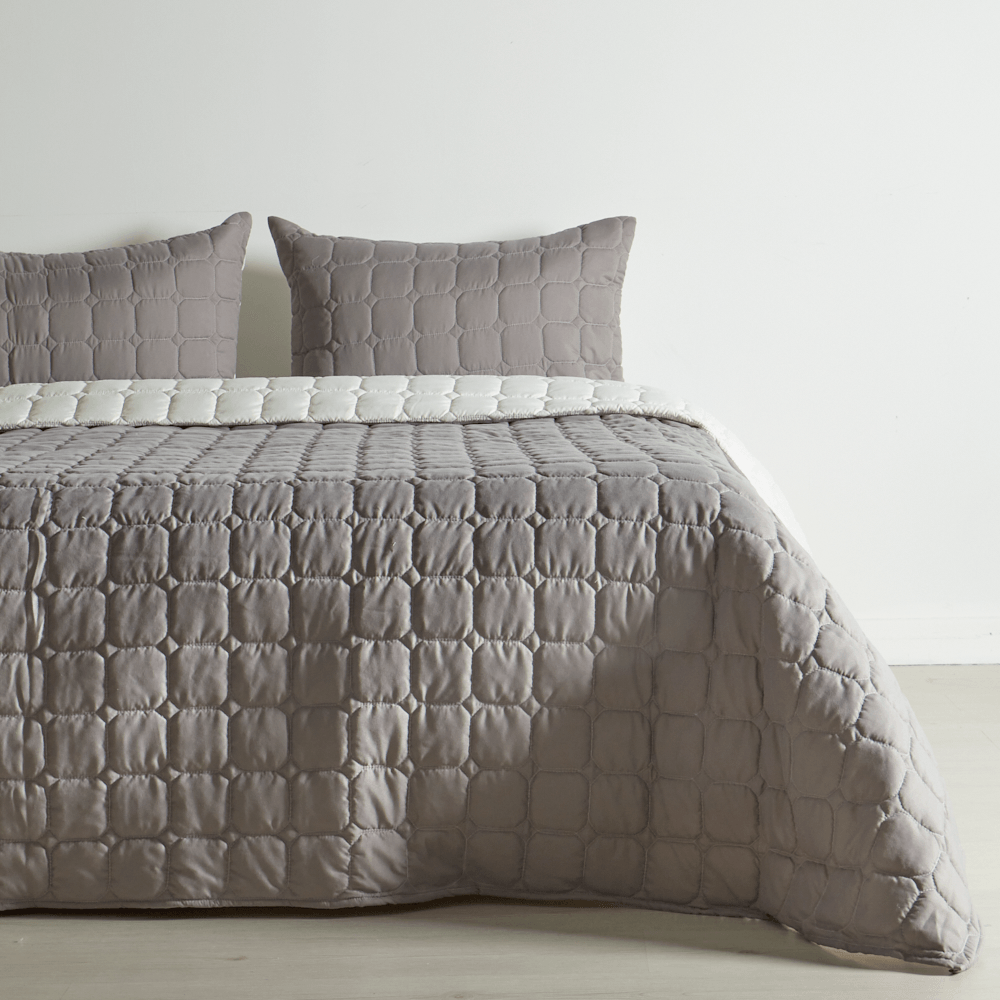 quilt-microfibra-gris-marfil-185-x-235-cm-sencillo