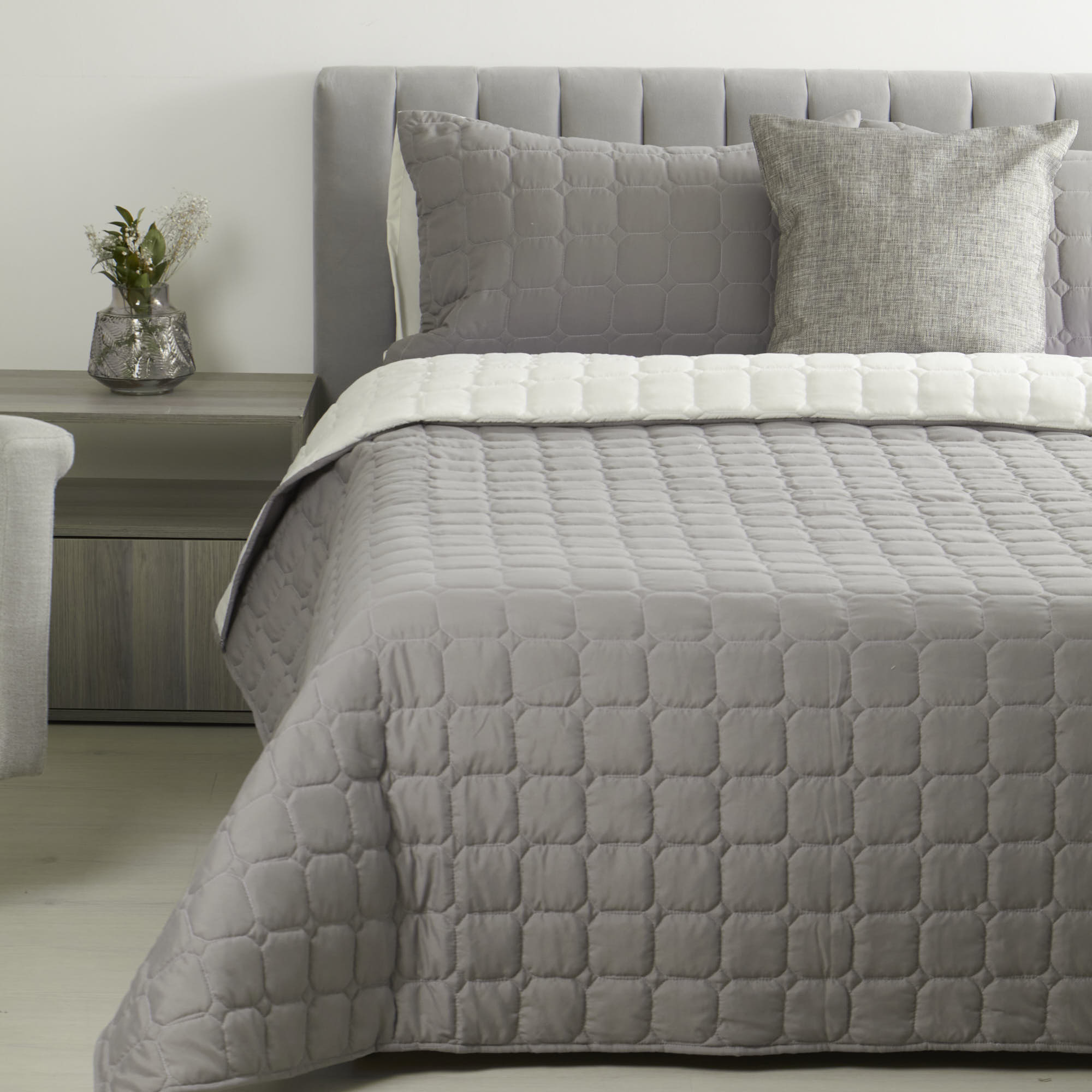 quilt-microfibra-gris-marfil-185-x-235-cm-sencillo