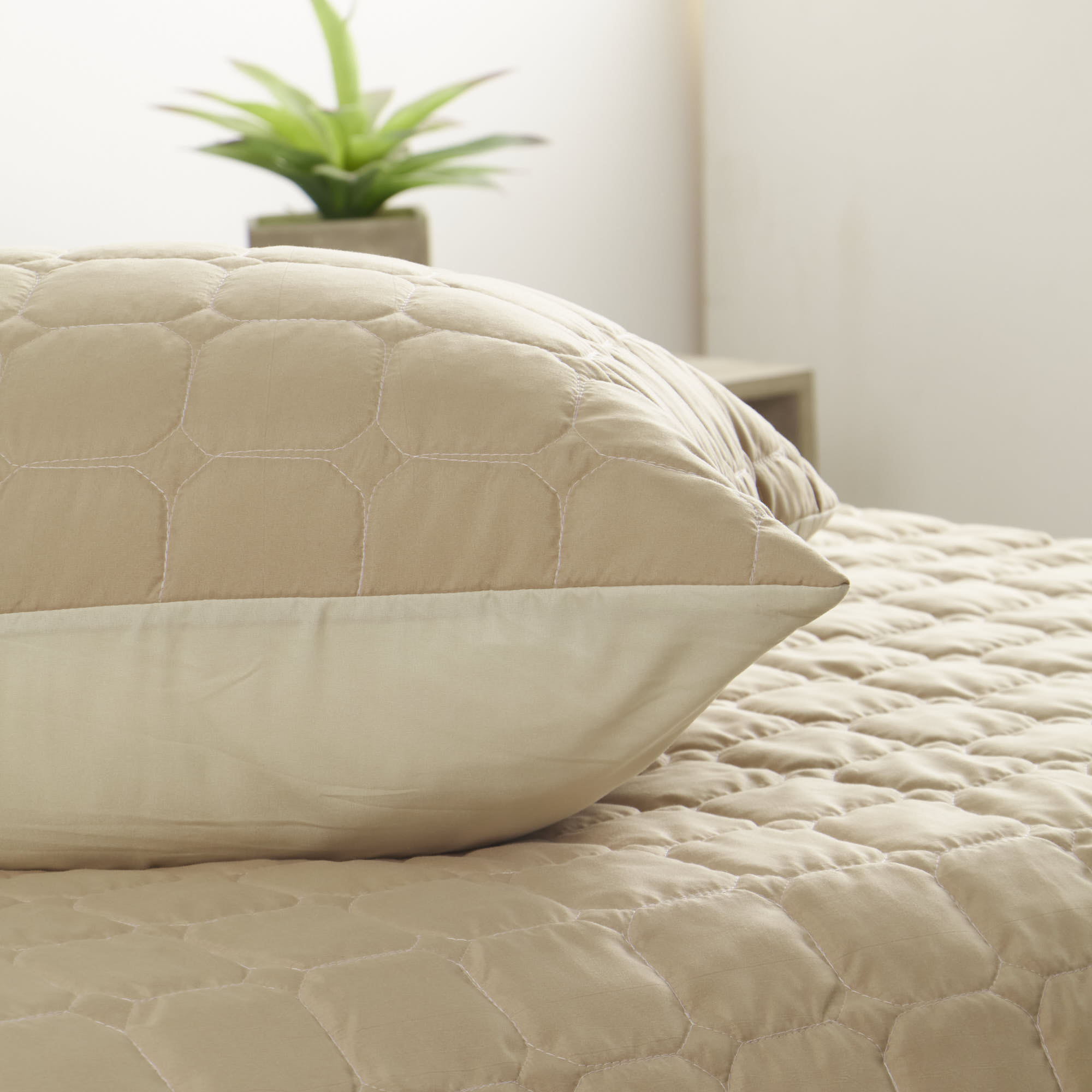 quilt-microfibra-poliester-beige-taupe-185-x-235-cm-sencillo