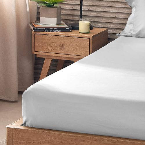 Sábana Ajustable Hotel Experience 300 Hilos Polialgodón Sateen Plain Blanco