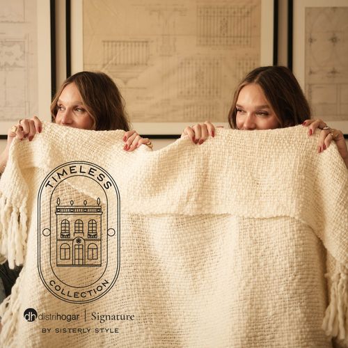 DH Signature by Sisterly Style Manta Tejida Timeless