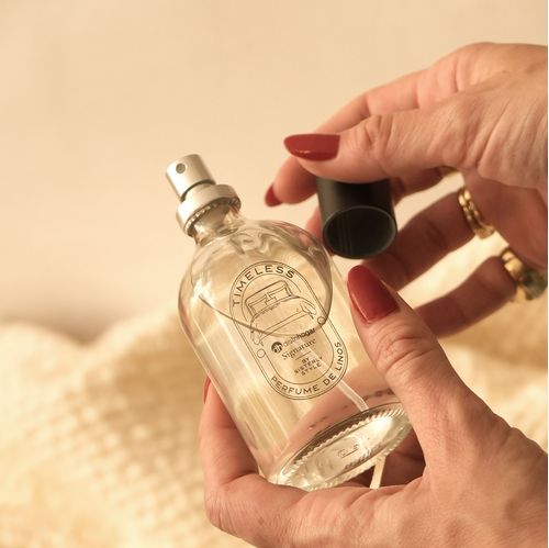 DH Signature by Sisterly Style Perfume de Linos Timeless