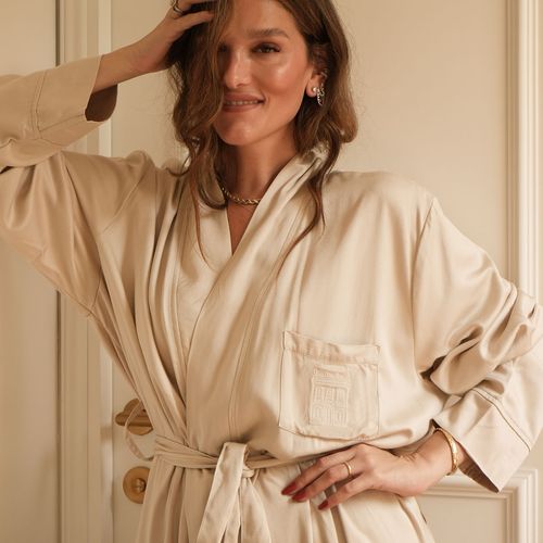 DH Signature by Sisterly Style Bata de Baño Timeless