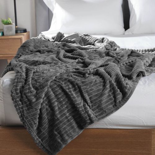 Cobija Flannel Fleece 250 gr Ribbed Gris