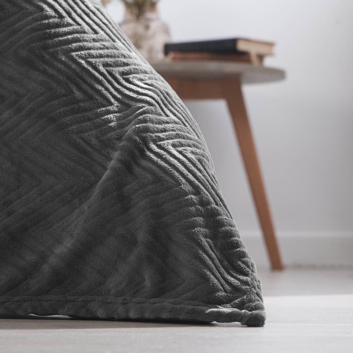 cobija-250-gr-gris-140-x-200-cm