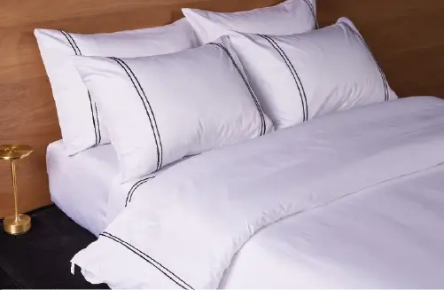 Lúxor vitrina 2